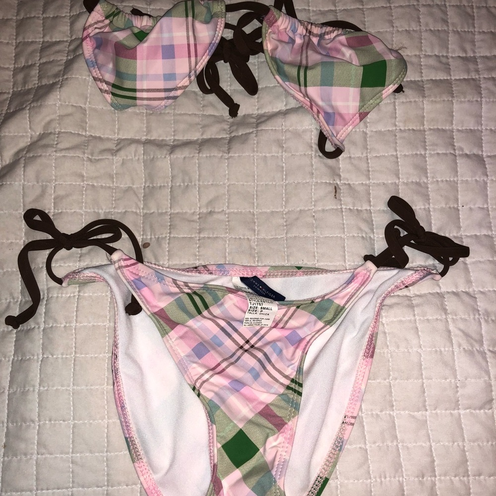 One Piece swimsuits - Picture 3 of 4